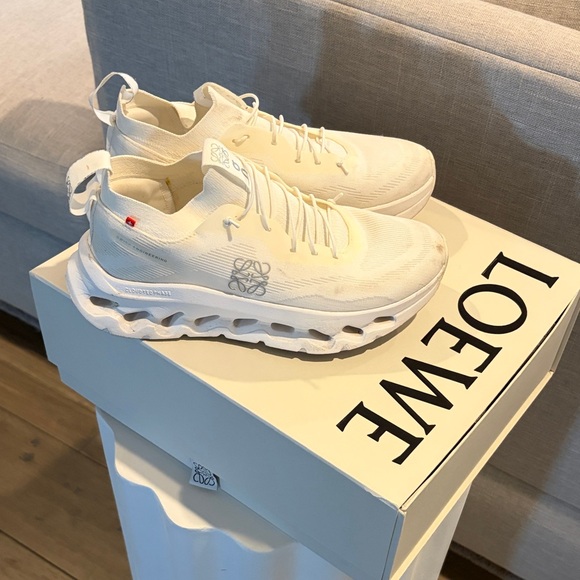 Loewe Shoes - Loewe x On Off-White/white Sculpted-Sole Knit Sneaker